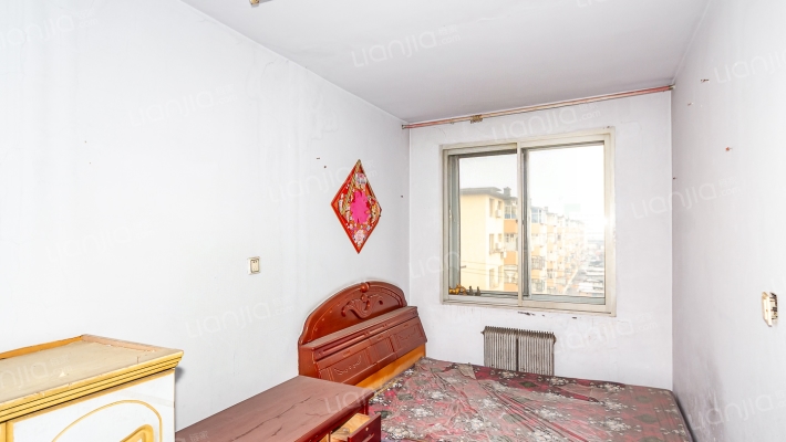 宏洋新兴小区二手房实景图