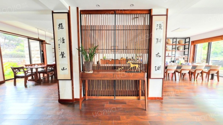 山顶花园别墅二手房实景图