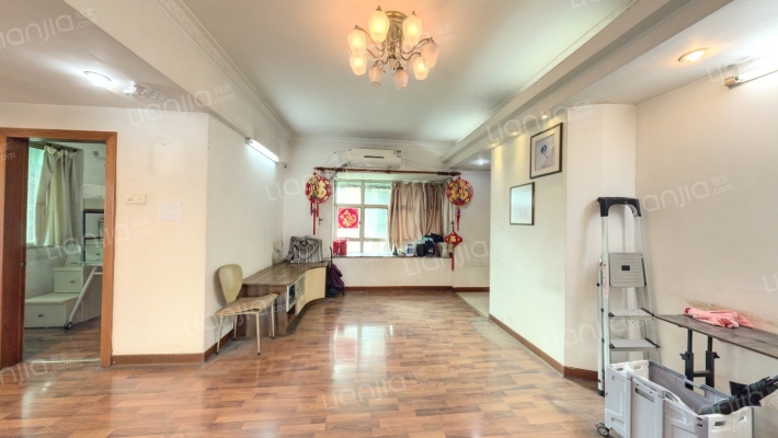 教师宿舍二手房实景图