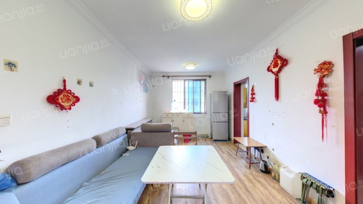 杨镇新村二手房实景图