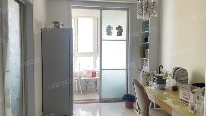 水岸华庭二手房实景图