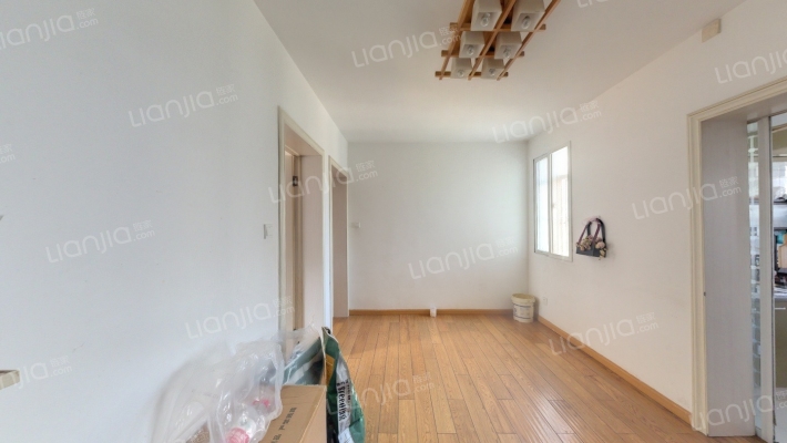 长虹新村二手房实景图