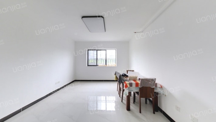 龙泉俊园馨苑二手房实景图