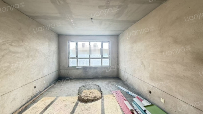 兴泰东郡二期二手房实景图