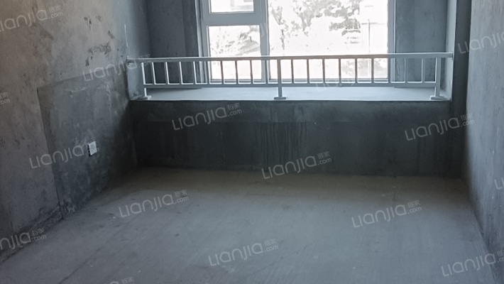 广纳·湖悦天境二手房实景图