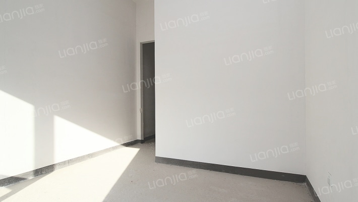 K2狮子城北区 4室2厅 南 北-卧室A