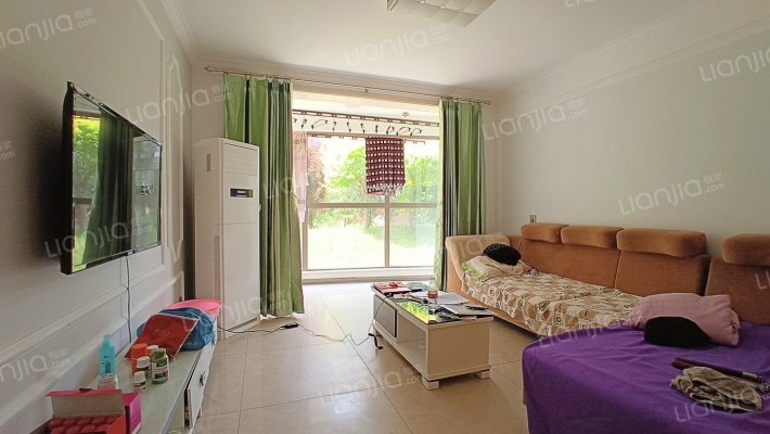 钻石商圈 御景园优质大两居  两层的利用空间 居住舒适-客厅A