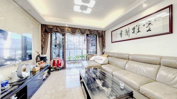 星航华府三期二手房实景图