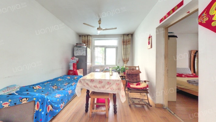 和平家园B3区二手房实景图