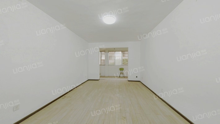 新颜小区二手房实景图