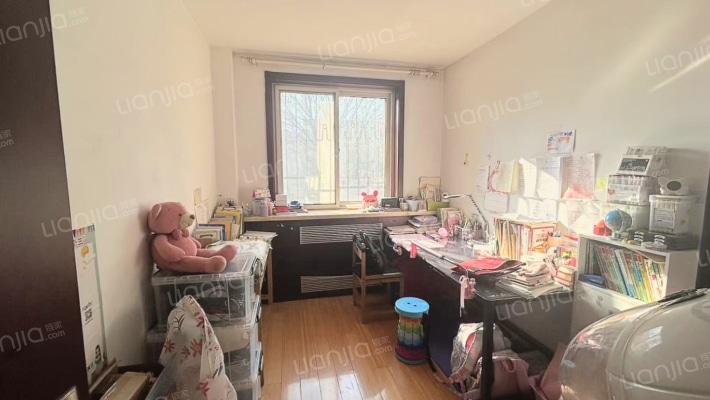 新安小区 3室2厅 南 北-卧室A