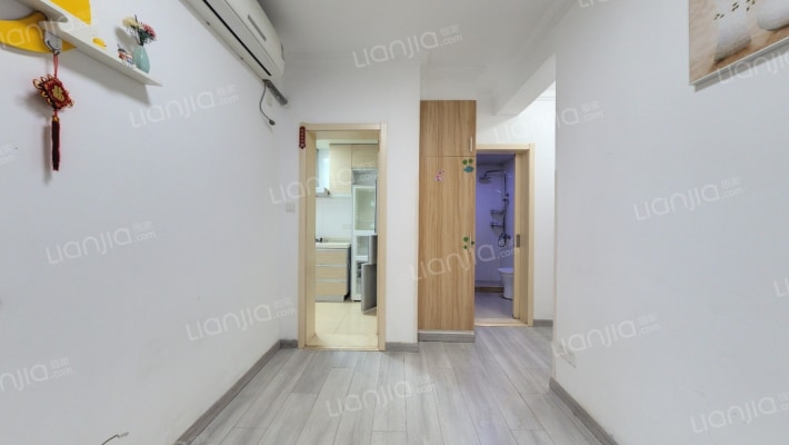 西郊英园二手房实景图