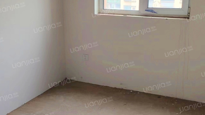 南北通透三居室 有房本 高楼层 视野宽阔 采光充足-卧室B