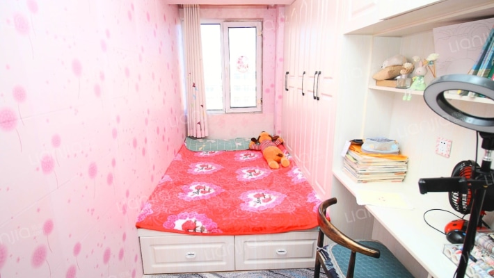 玫瑰园小区 精装经典两室 有40平外扩面积 采光好 小税-卧室B