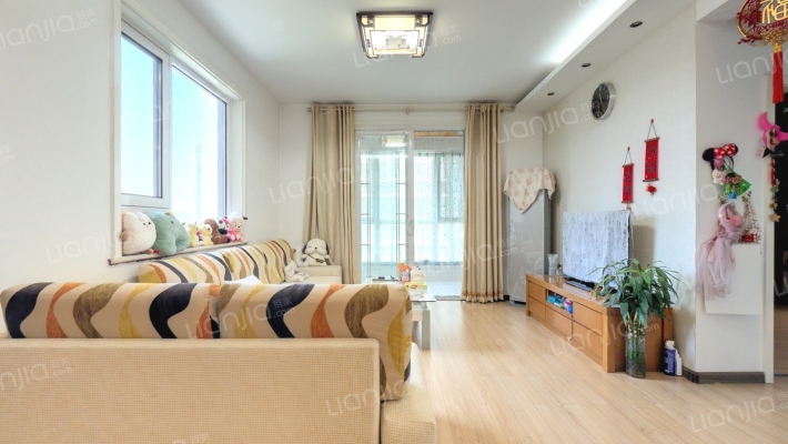 乾唐雁月二手房实景图