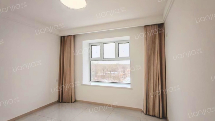 诚意出售三利中和城B区精装修洋房三居室-卧室A