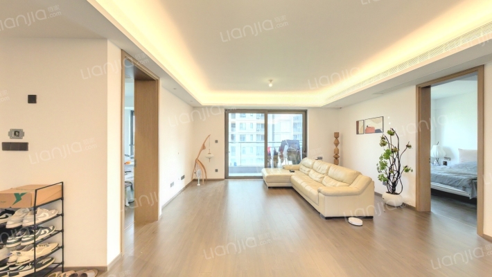 融创未来金融城-源融佳苑二手房实景图