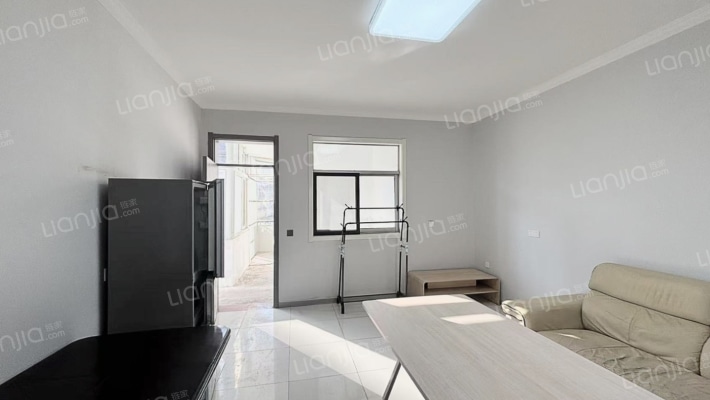 槐树路二手房实景图