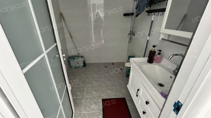 南北通透 一梯两户 好楼层采光视野好-卫生间A