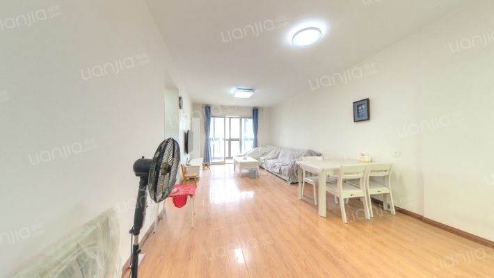 新城俊园二手房实景图