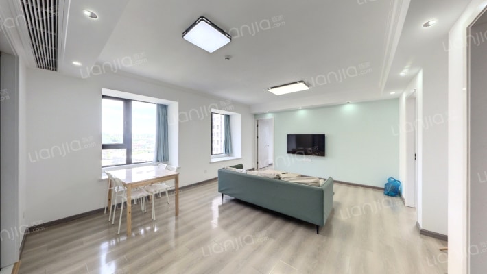 青樾府二手房实景图