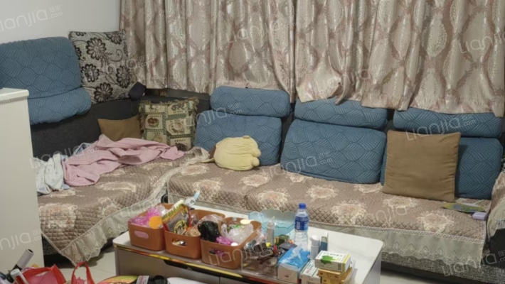 溪西8区青湖村二手房实景图