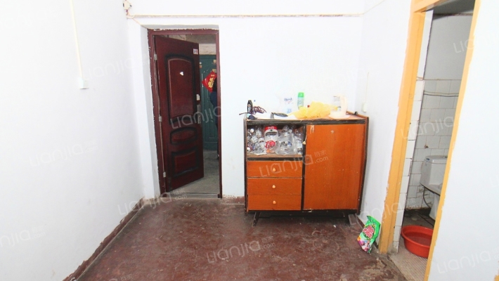 人民商场家属楼二手房实景图