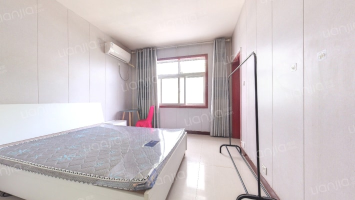 宝利嘉园二手房实景图