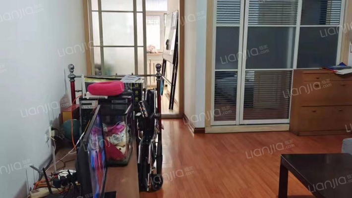 交通能源宿舍二手房实景图