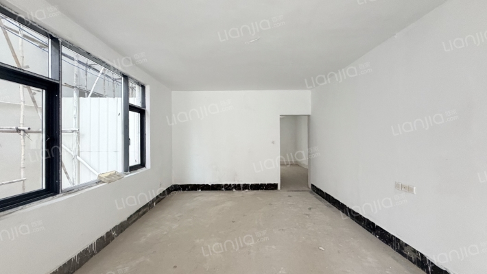 富皇花園二手房实景图