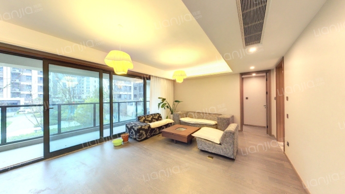 前山澜庭J区二手房实景图