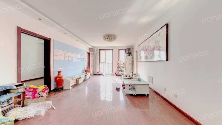 鲁伟北海公寓二手房实景图