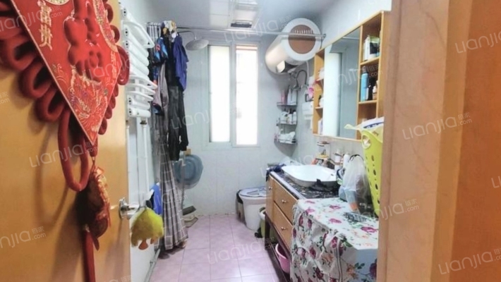 双塔区 中间楼层南北通透三居拎包入住-卫生间