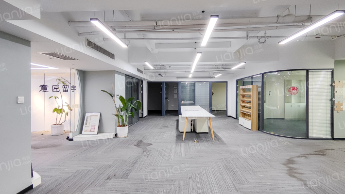 中商广场写字楼二手房实景图