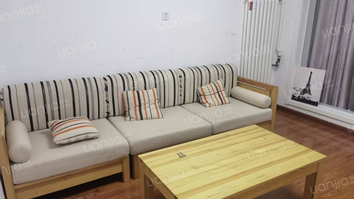 燕翔路9号二手房实景图