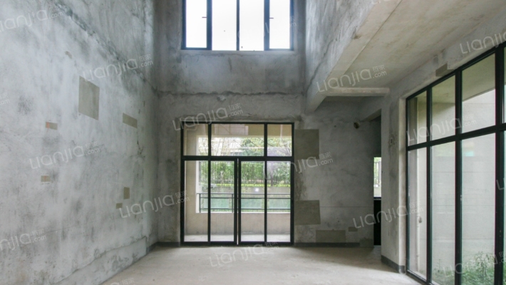 麓宸二期二手房实景图