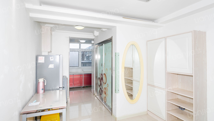 阳光酒店小区二手房实景图