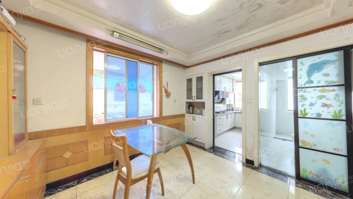 上里东新村二手房实景图