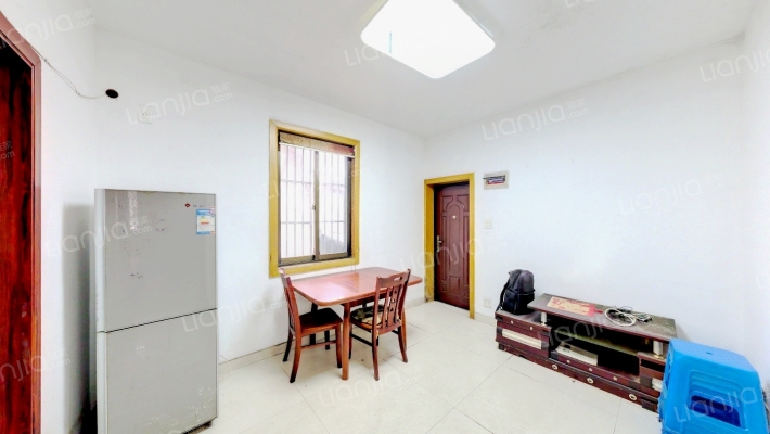 题扇桥直街二手房实景图