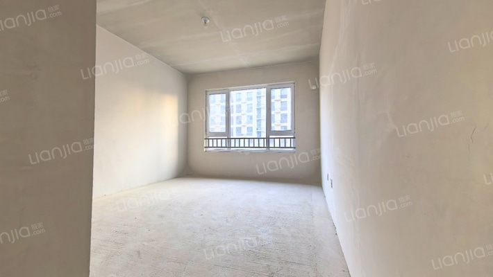 房子是南北通透的通风效果好中间楼层采光没有遮挡-卧室A