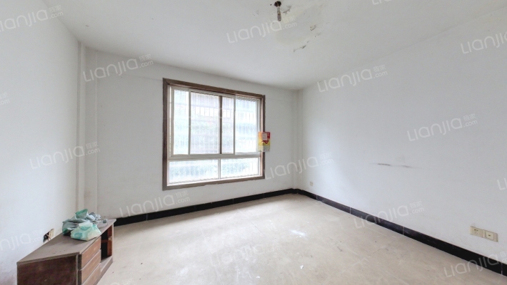 新都水南公寓二手房实景图