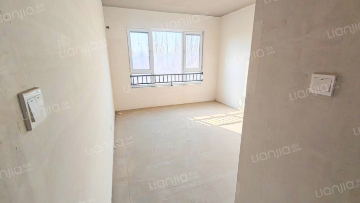 大社区 南北通透 好楼层 采光视野好 北京公交直达小区-卧室A