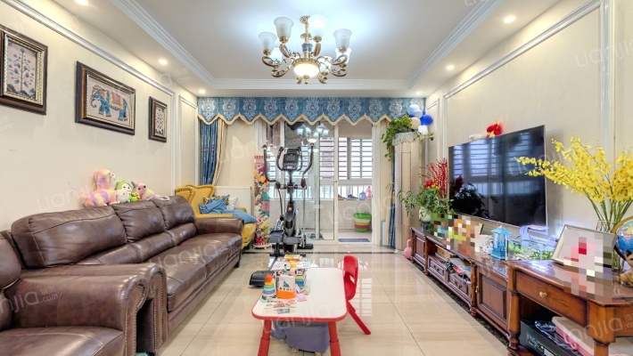 万科森林公园嘉庭二手房实景图