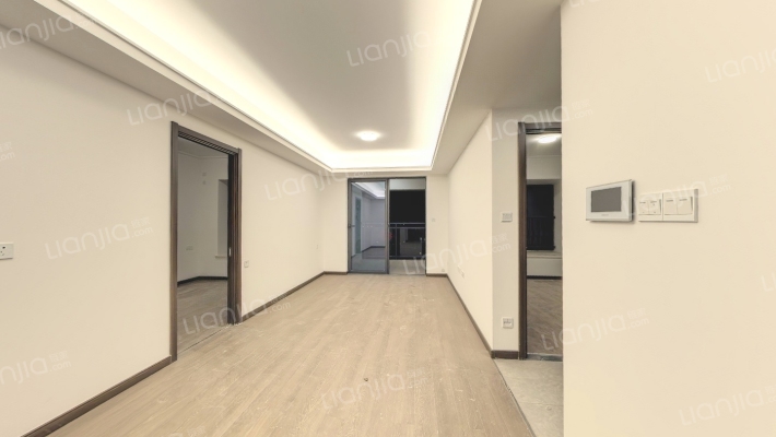 万科四季花城三期二手房实景图