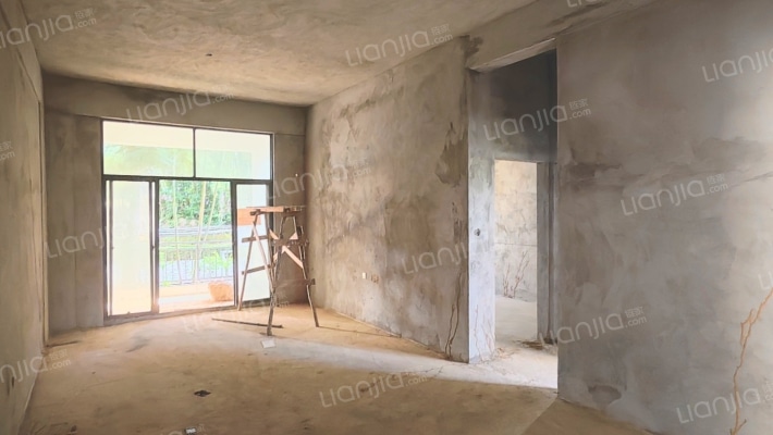 山水云间二手房实景图