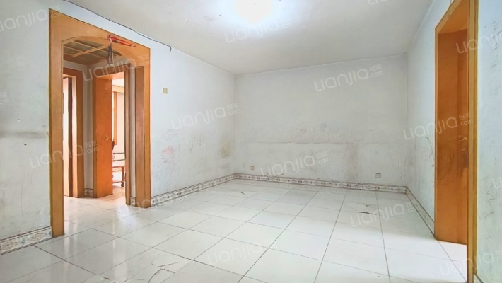 江苏师范大学泉山东院住宅小区二手房实景图