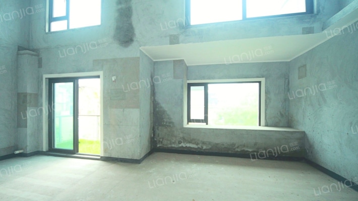 博翠藏山二手房实景图