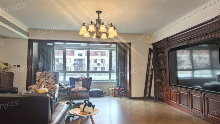 双语旁 美式精装洋房 一梯两户 南北通透格局-客厅