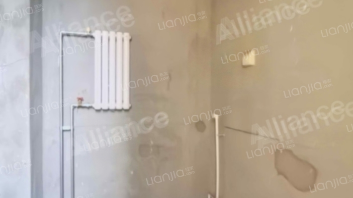 契税票 已满二 南北通透 采光视野佳 前面无遮挡-卫生间