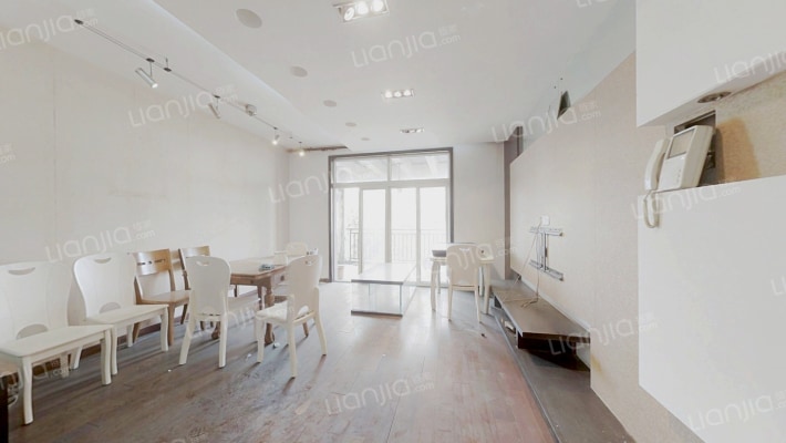 丽日樱花二手房实景图